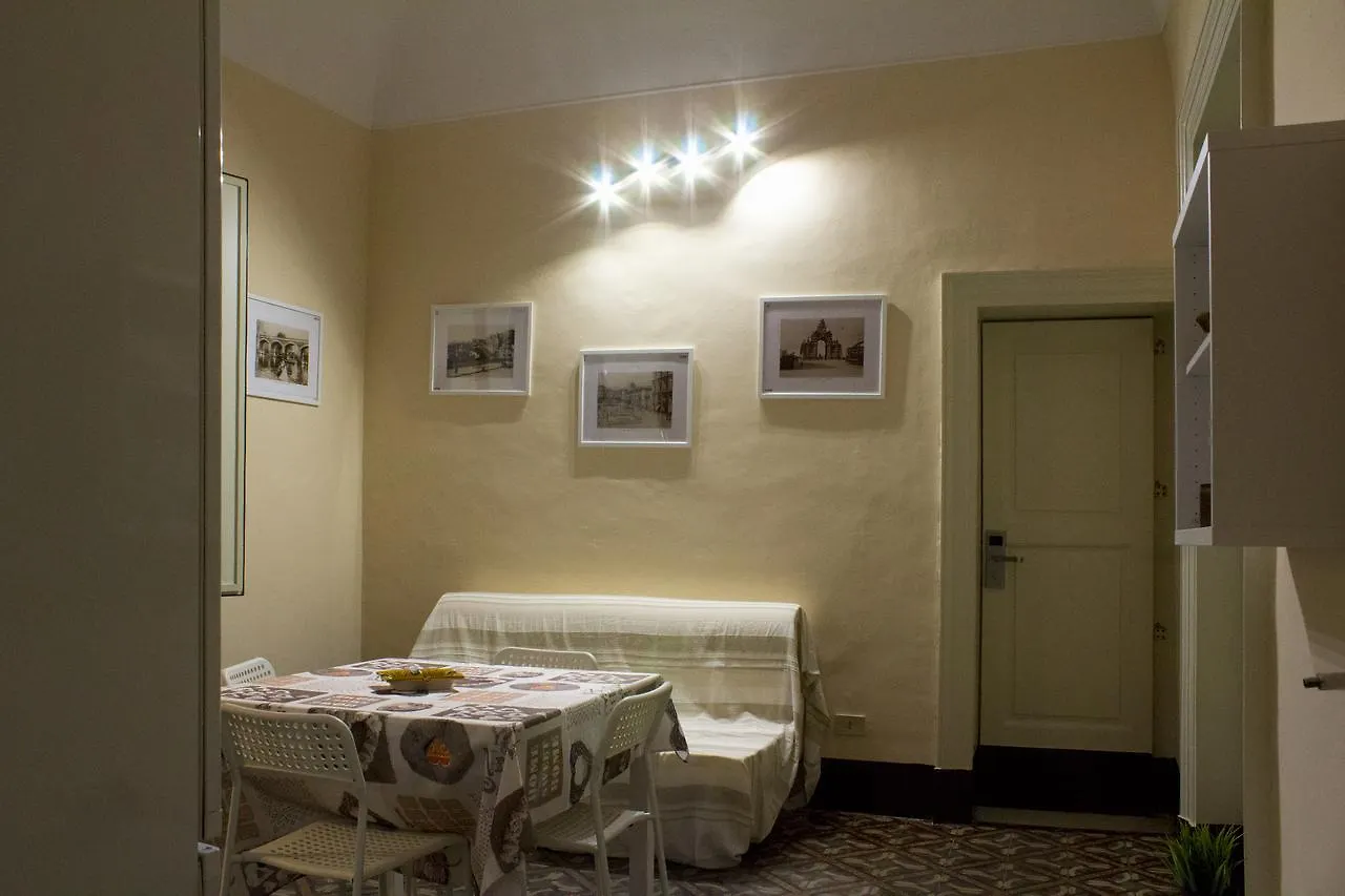 Ferienwohnung Mandalarose CTA Apartment