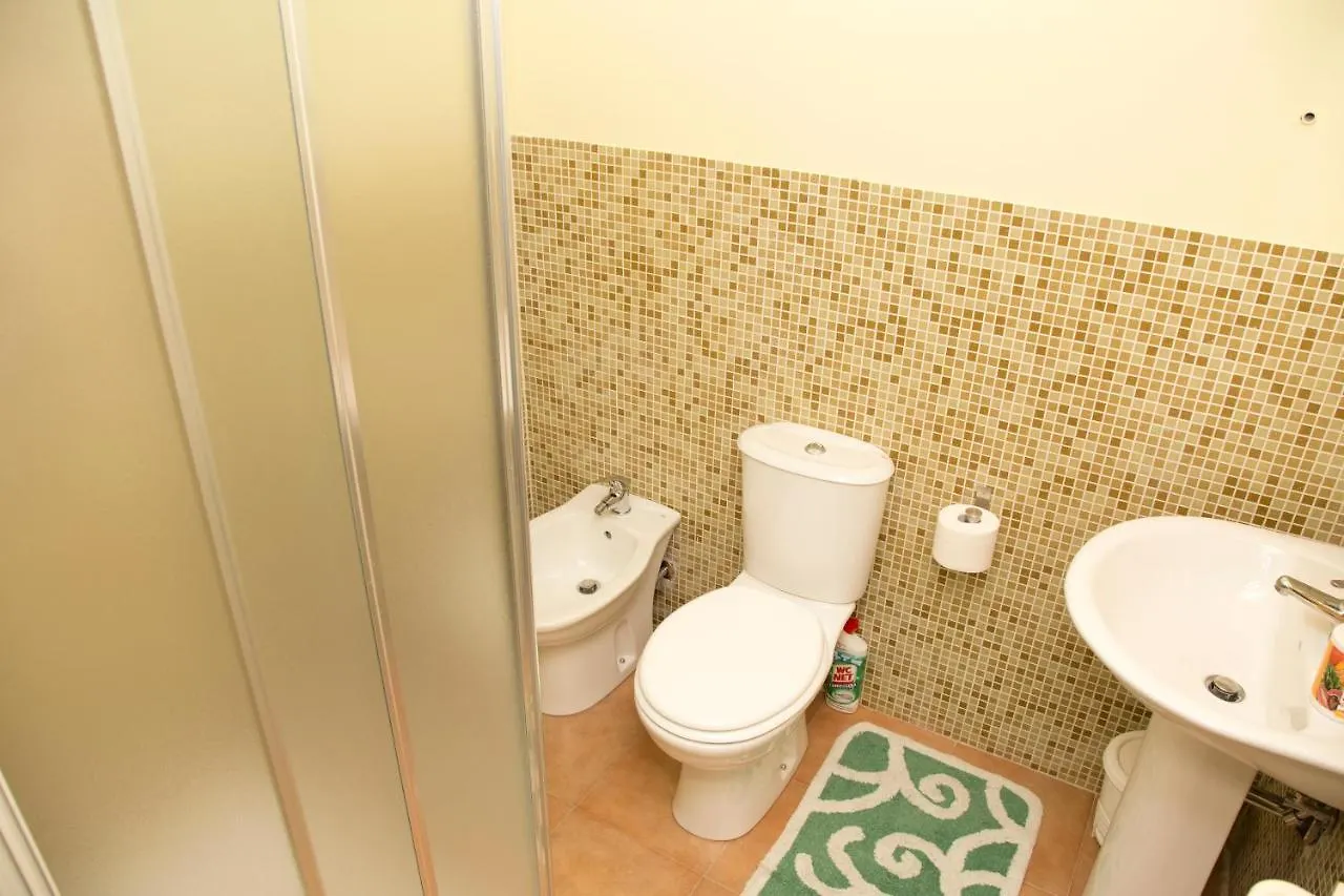 Ferienwohnung Mandalarose CTA 0*,
